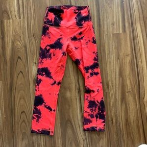 Lululemon Wunder Under Cropped Leggings